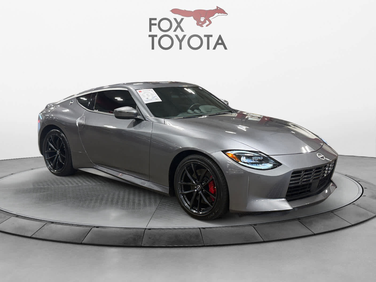 Used 2025 Nissan Z Performance w/ Floor Mat Package RWD image 8