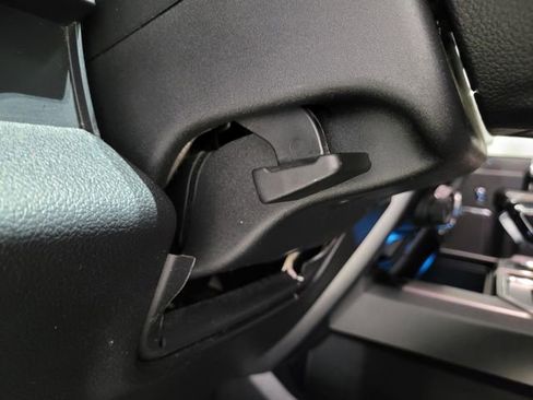 Used 2017 Ford F150 Lariat image 50