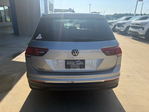 Used 2023 Volkswagen Tiguan S FWD image 5
