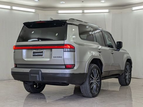 Certified 2024 Lexus GX 550 w/ Accessory Package (2T) image 9