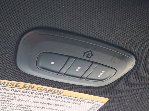 Used 2021 Chrysler Pacifica Touring w/ S Appearance Package image 27