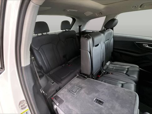 Used 2023 Audi Q7 3.0T Premium Plus AWD/4WD image 37