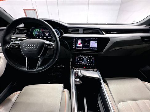 Used 2024 Audi Q8 e-tron Prestige w/ Prestige Package AWD/4WD image 16