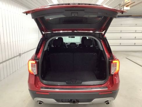 Used 2021 Ford Explorer Limited AWD/4WD image 6