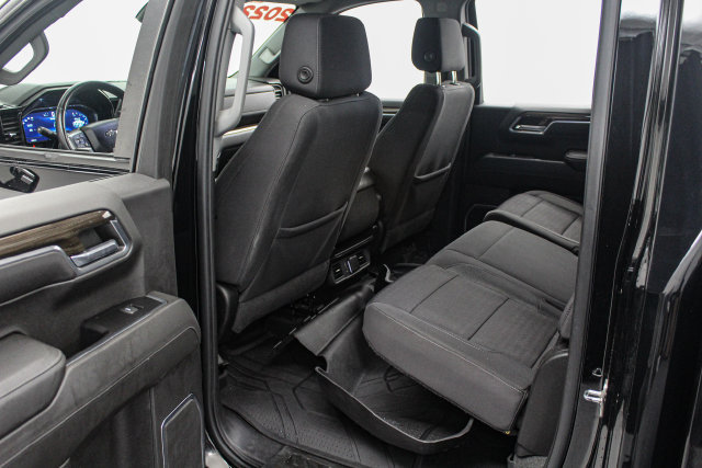 Certified 2022 Chevrolet Silverado 1500 RST AWD/4WD image 13