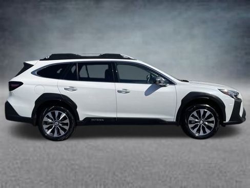 Used 2024 Subaru Outback Touring image 4