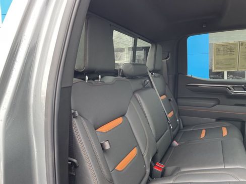 Used 2025 GMC Sierra 1500 AT4 w/ AT4 Premium Package image 34