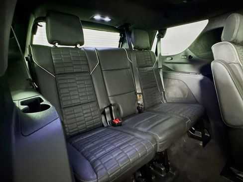 Used 2023 Cadillac Escalade Sport Platinum w/ LPO, ONYX Package image 36