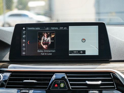 Used 2018 BMW 540i RWD image 13