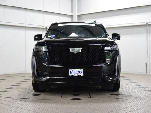 Used 2024 Cadillac Escalade Sport Platinum w/ Heavy-Duty Trailer Package AWD/4WD image 2