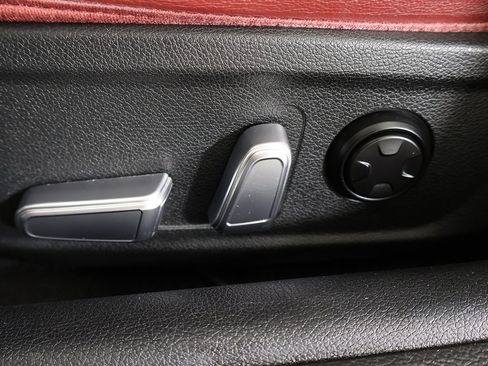 Used 2019 Kia Stinger GT1 image 36