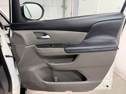 Used 2016 Honda Odyssey EX-L image 26