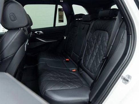 New 2026 BMW X5 xDrive40i image 25