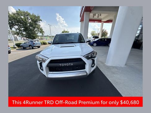 Used 2021 Toyota 4Runner TRD Off-Road Premium w/ Moonroof Package AWD/4WD image 1