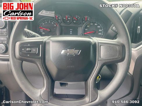 Used 2021 Chevrolet Silverado 1500 Custom Trail Boss AWD/4WD image 17