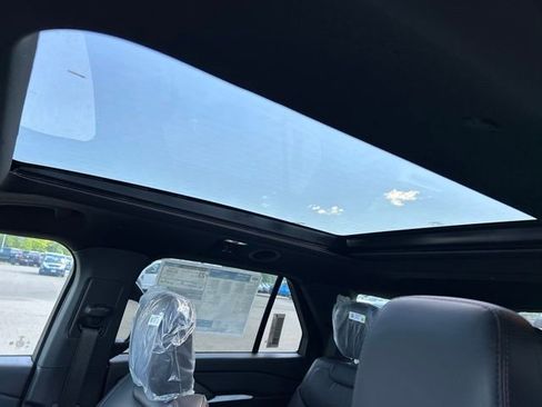 New 2026 Ford Explorer ST-Line w/ ST-Line Street Pack AWD/4WD image 22