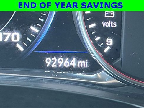 Used 2023 Chevrolet Traverse High Country image 28