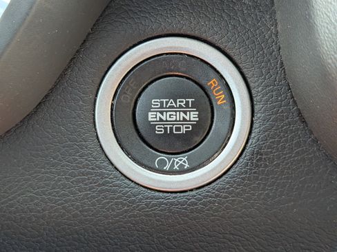 Used 2024 RAM 2500 Big Horn image 25