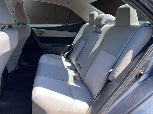 Used 2015 Toyota Corolla LE FWD image 13