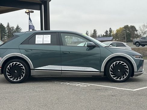 Used 2024 Hyundai Ioniq 5 Limited image 3