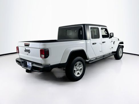 Used 2022 Jeep Gladiator Sport image 5