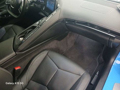 Used 2024 Chevrolet Corvette Stingray Preferred Cpe w/ Z51 Performance Package image 3