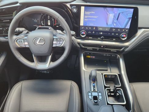 Certified 2026 Lexus TX 350 AWD w/ Technology Package image 27