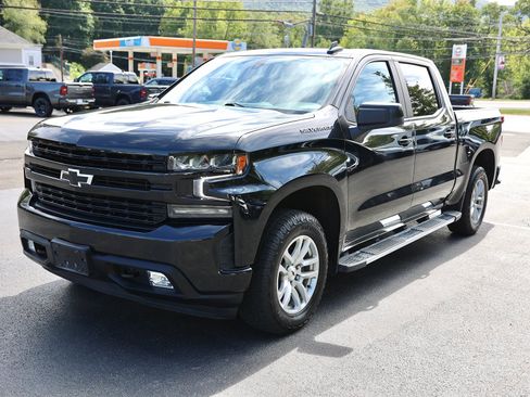 Used 2022 Chevrolet Silverado 1500 RST w/ Convenience Package II image 11