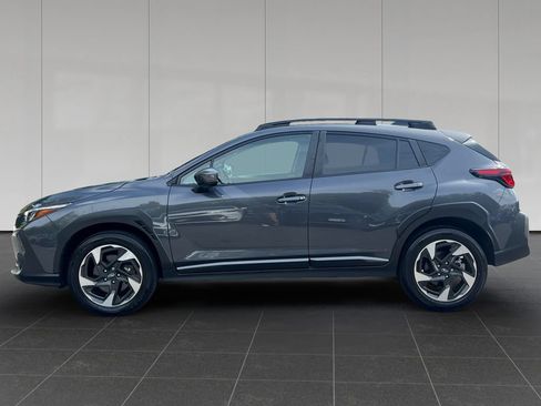 Used 2024 Subaru Crosstrek 2.5i Limited AWD/4WD image 2