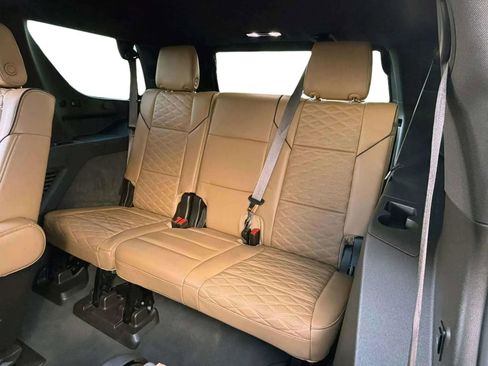 Used 2022 Cadillac Escalade Sport image 18