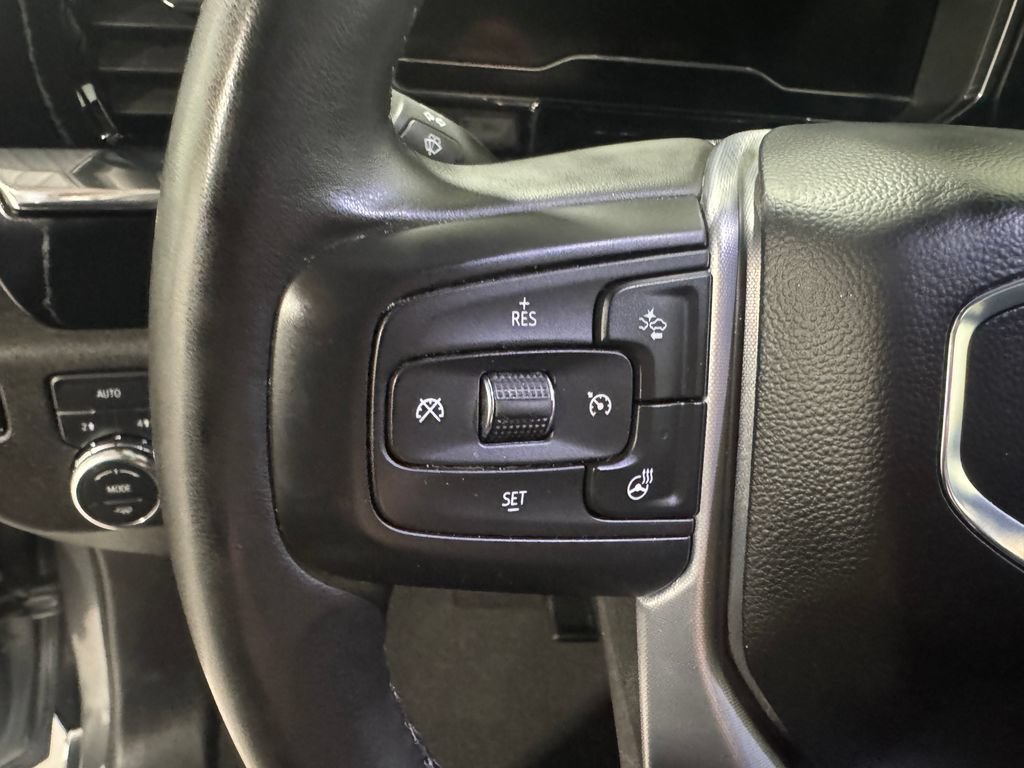 Used 2024 GMC Sierra 1500 SLE AWD/4WD image 5