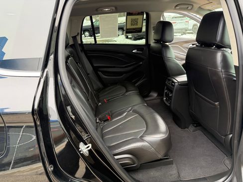 Used 2019 Buick Envision Essence image 30