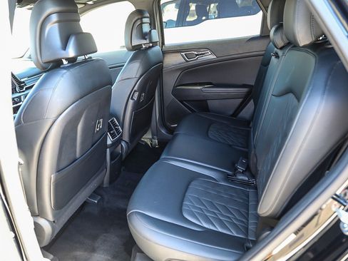 Used 2023 Kia Sportage X-Line w/ X-Line Premium Package AWD/4WD image 18