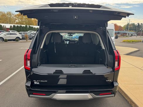 New 2025 Ford Expedition Max Platinum w/ Driver's Package image 10