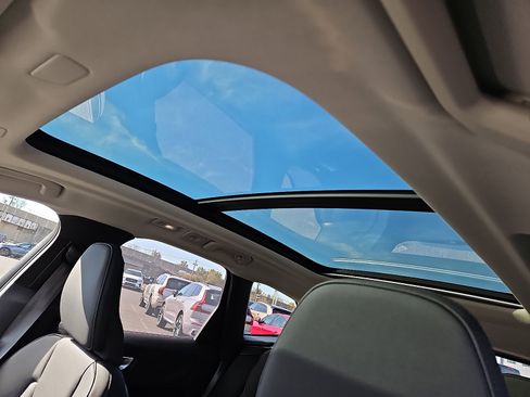 New 2026 Volvo XC60 B5 Plus w/ Protection Package Premier image 12