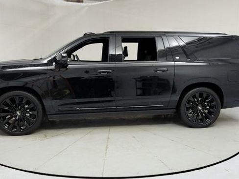 Certified 2026 Cadillac Escalade ESV Sport w/ LPO, ONYX Package image 2