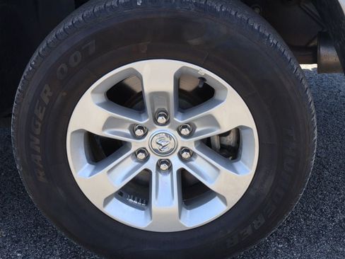 Used 2024 RAM 1500 Laramie RWD image 20