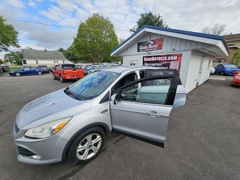 Used 2014 Ford Escape SE FWD image 25