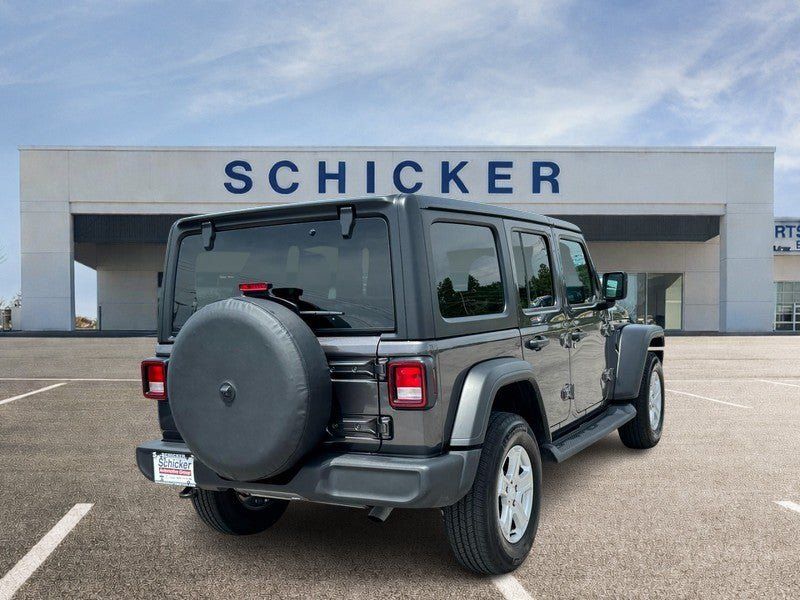Used 2022 Jeep Wrangler Unlimited Sport AWD/4WD image 3