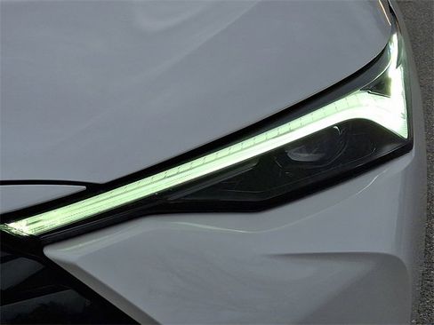 Certified 2025 Acura ADX A-Spec image 9