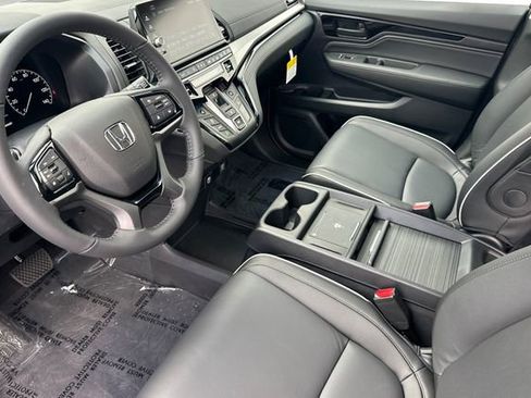 New 2026 Honda Odyssey Touring image 10