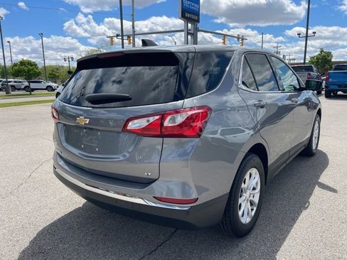 Used 2018 Chevrolet Equinox LT FWD image 3