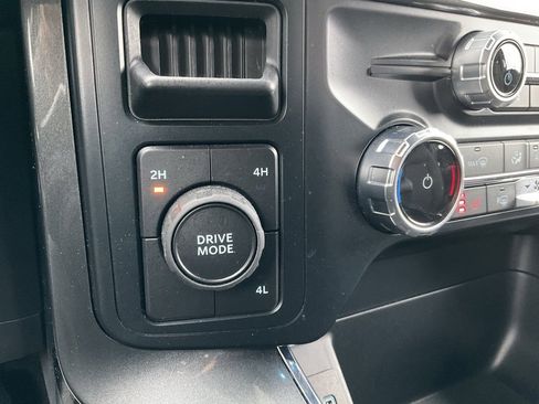 Used 2022 Ford F150 XLT w/ Equipment Group 302A High image 10