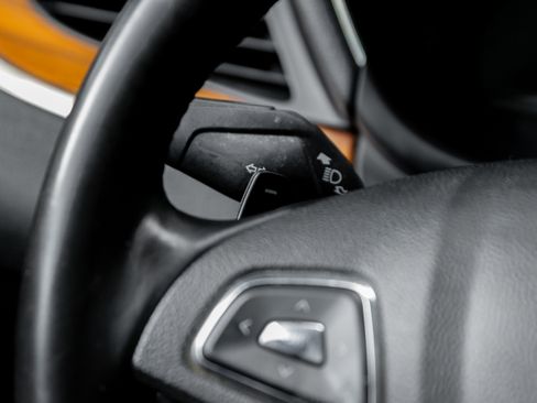 Used 2019 Lincoln MKC Select w/ Select Plus Package image 10