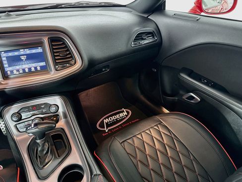 Used 2023 Dodge Challenger R/T RWD image 32