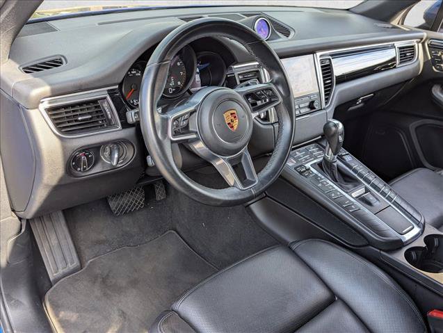 Used 2018 Porsche Macan AWD/4WD image 8