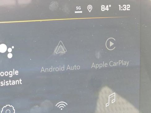 New 2026 Chevrolet Equinox LT w/ Safety and Technology Package FWD image 6