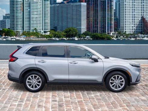 Certified 2023 Honda CR-V EX image 4