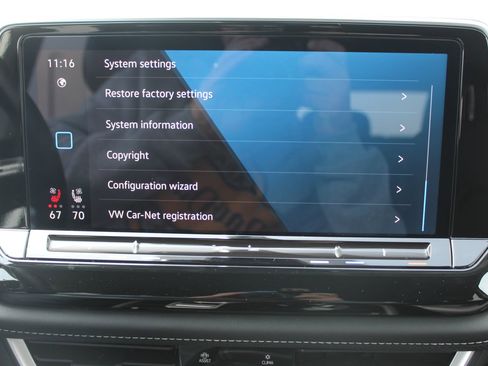 Used 2024 Volkswagen Atlas SE AWD/4WD image 44