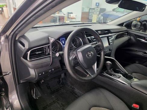 Used 2020 Toyota Camry LE FWD image 14
